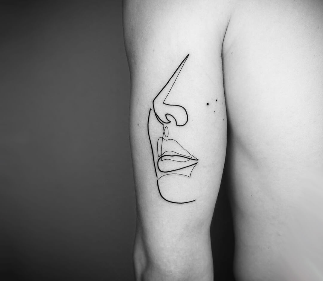 Face tattoo by Mo Ganji | Photo 31051