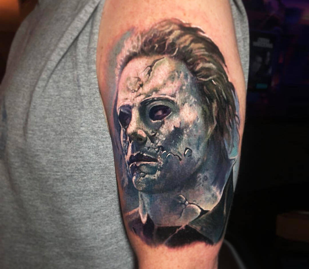 Michael Myers tattoo done by @harticstu in fantattoo, Madrid : r/tattoos