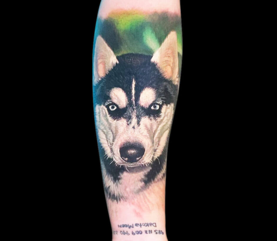 Tattoo uploaded by Stacie Mayer • Color realism husky by Gero Suarez.  #realism #colorrealism #dog #husky #GeroSuarez • Tattoodo