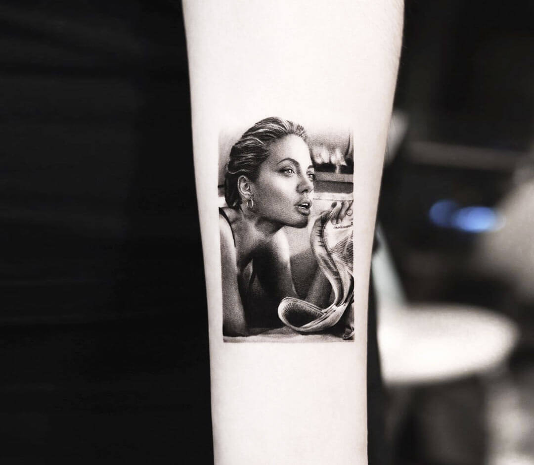 Angelina Jolie tattoo by Tattooist Yeono | Photo 30807