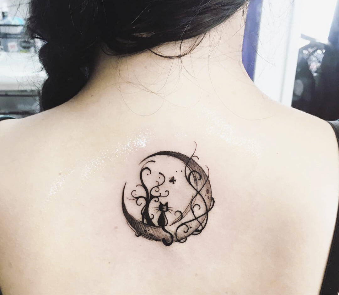Moon with Cat tattoo by Alexis Vargas | Photo 23184