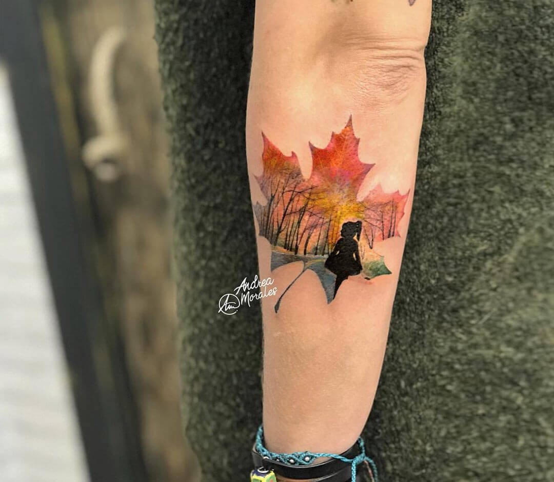 Watercolour autumnal leaf www.sammiejonestattoo.co.uk | Tatuaje de hojas de  otoño, Tatuajes de plumas, Tatuaje de otoño