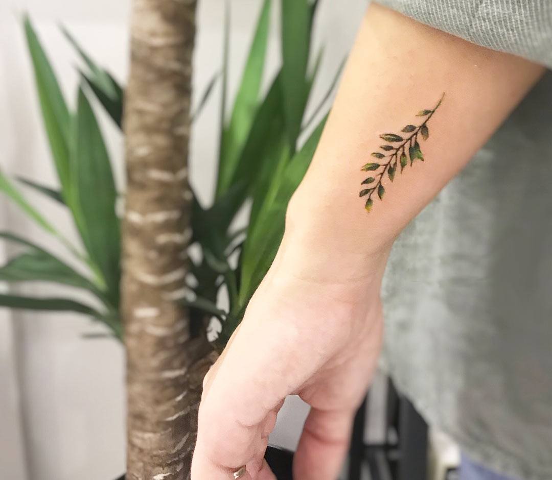 Your A-Z Guide to Flower Tattoo Meanings, Symbolisms, and Birth Flowers