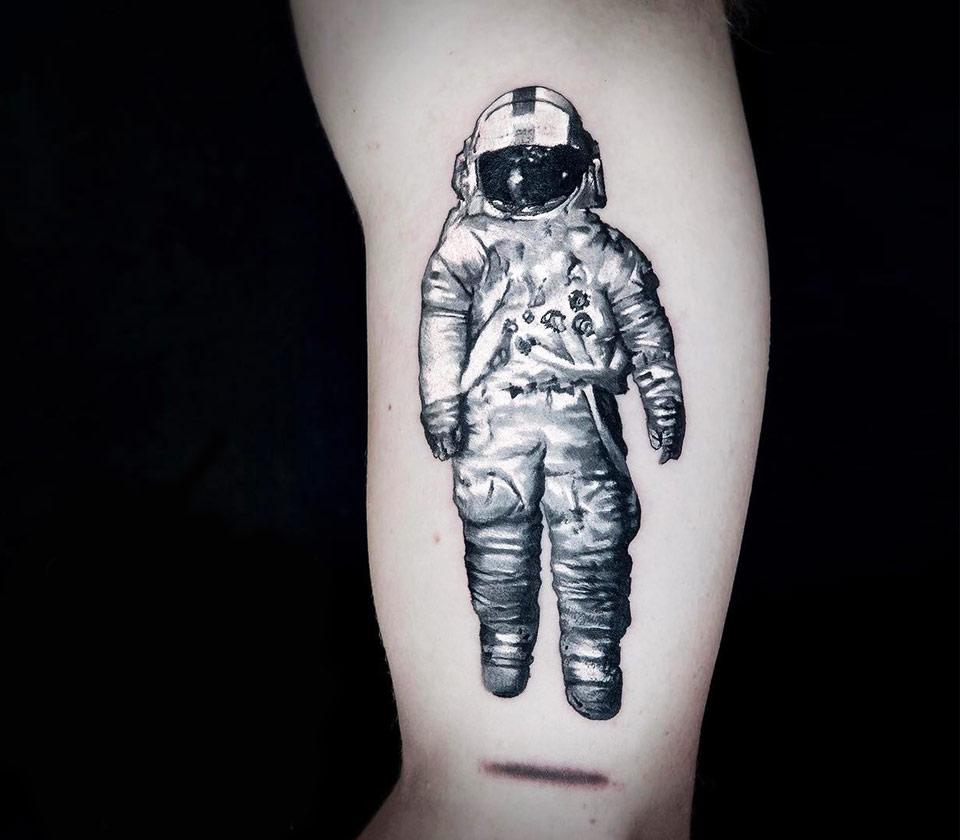 Cosmonaut tattoo by Chris Rigoni | Photo 19983