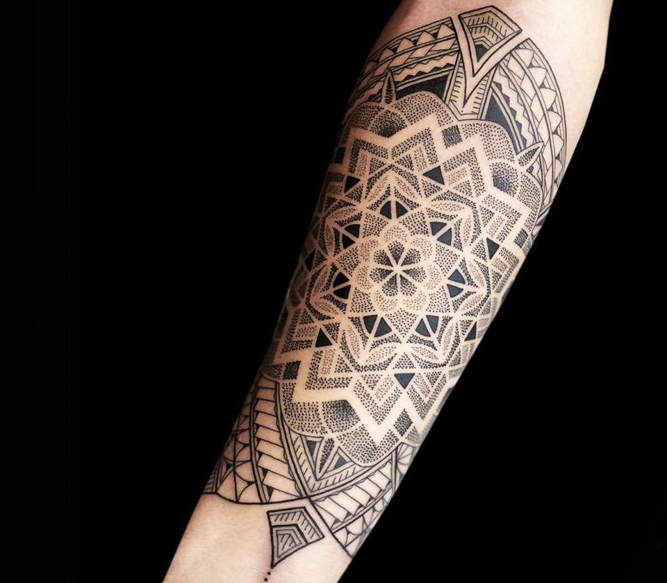 Geometric Mandala Tattoo Design – Tattoos Wizard Designs