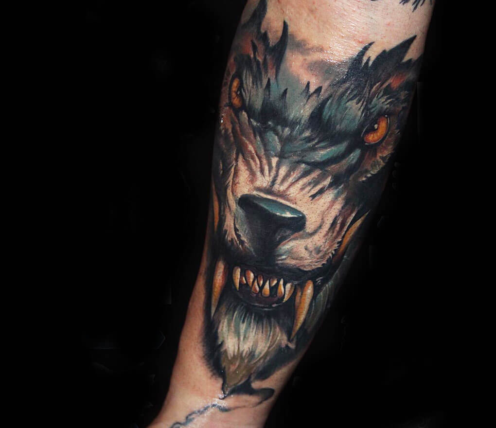 Wolf tattoo by @esteban.sendino.tattoo at @grillete_tattoo in Burgos, Spain  | Instagram