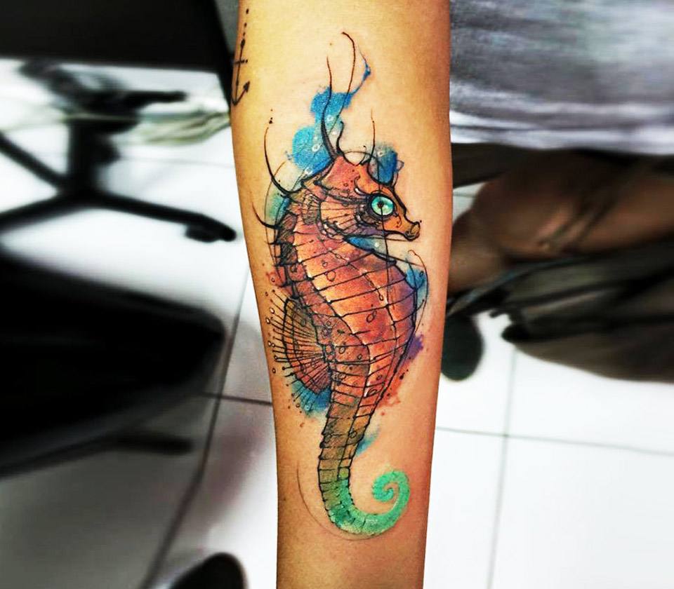22 Variations Of Seahorse Tattoo and Meanings - TattoosWin | Seahorse tattoo,  Tattoos, Forearm tattoos