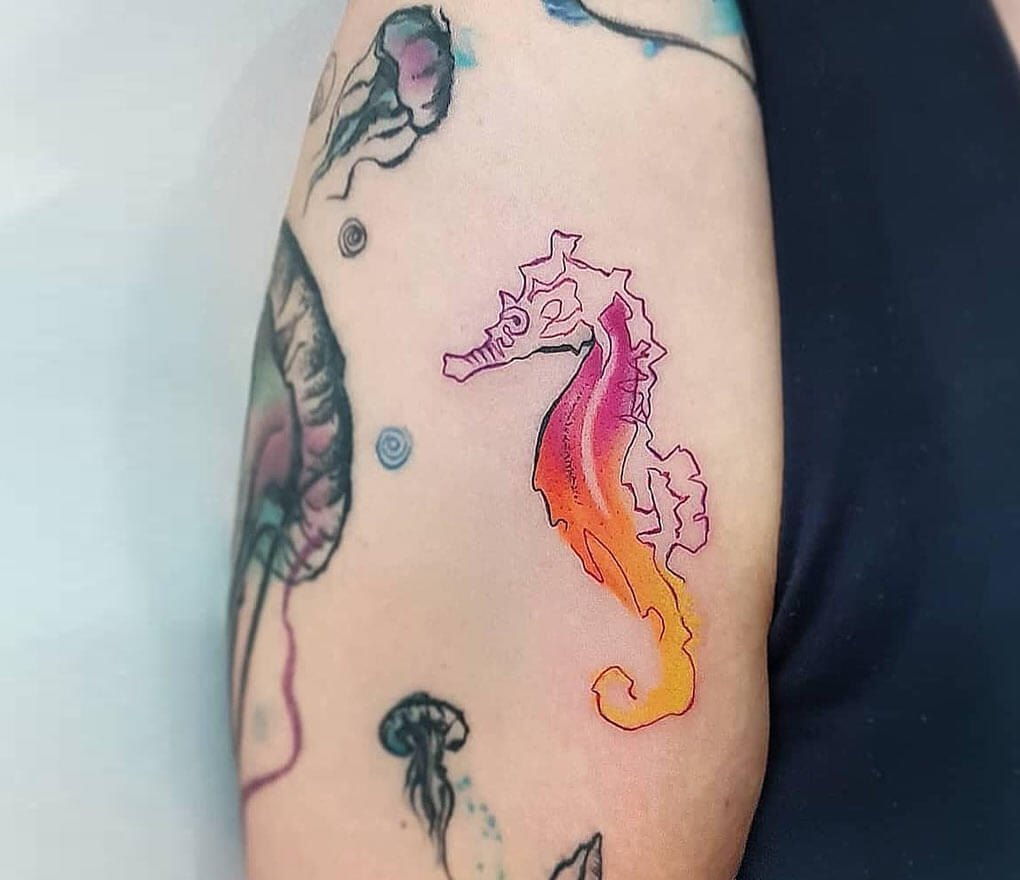 Tattoo uploaded by Mariana Groning  Watercolor starfish and seahorse tattoo  tattoo marianagroning karmatattoo cdmx MexicoCity watercolor  watercolortattoo watercolortattooartist seahorse  Tattoodo