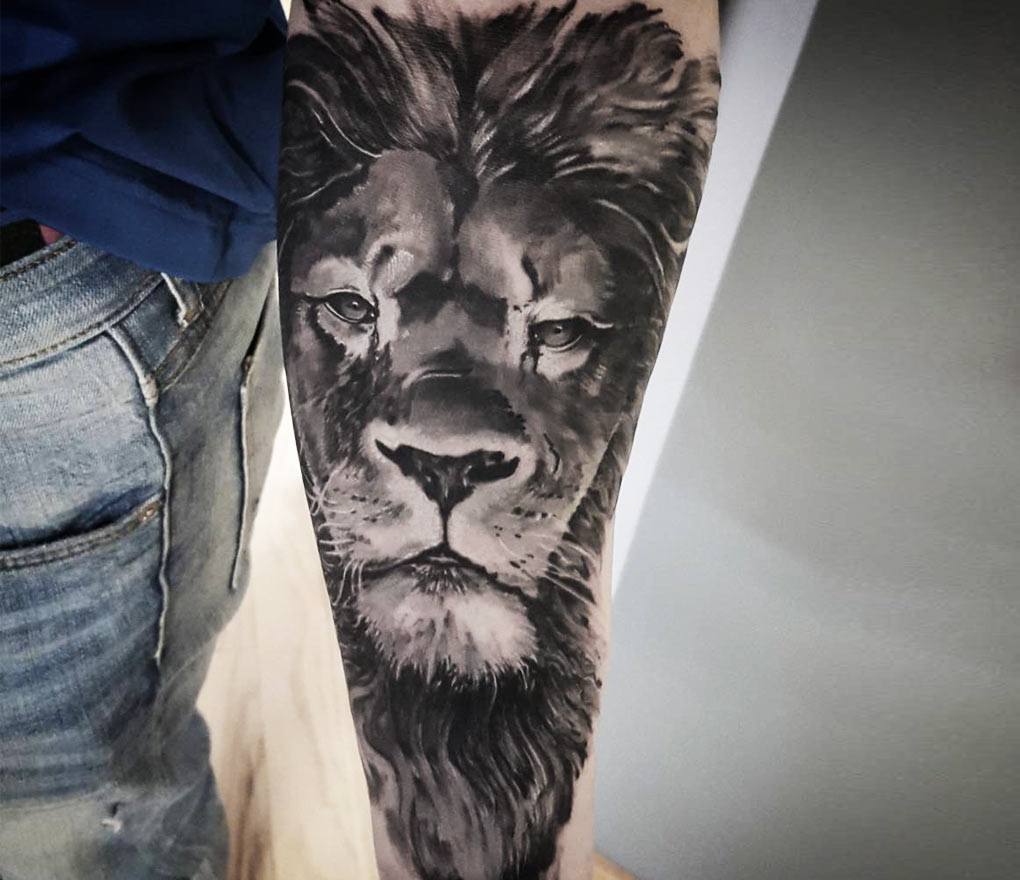 Lion tattoo by Ingi Bleksmidjan | Photo 25413