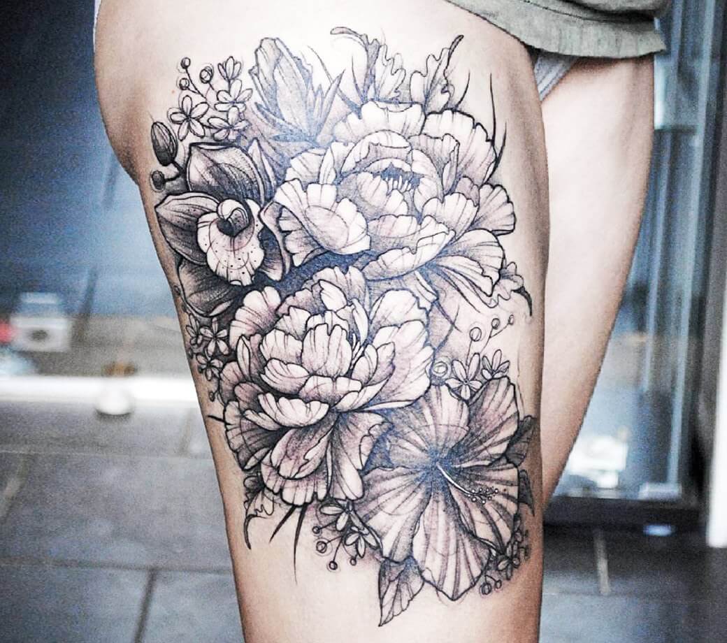 Flowers tattoo by Kati Berinkey | Photo 17236