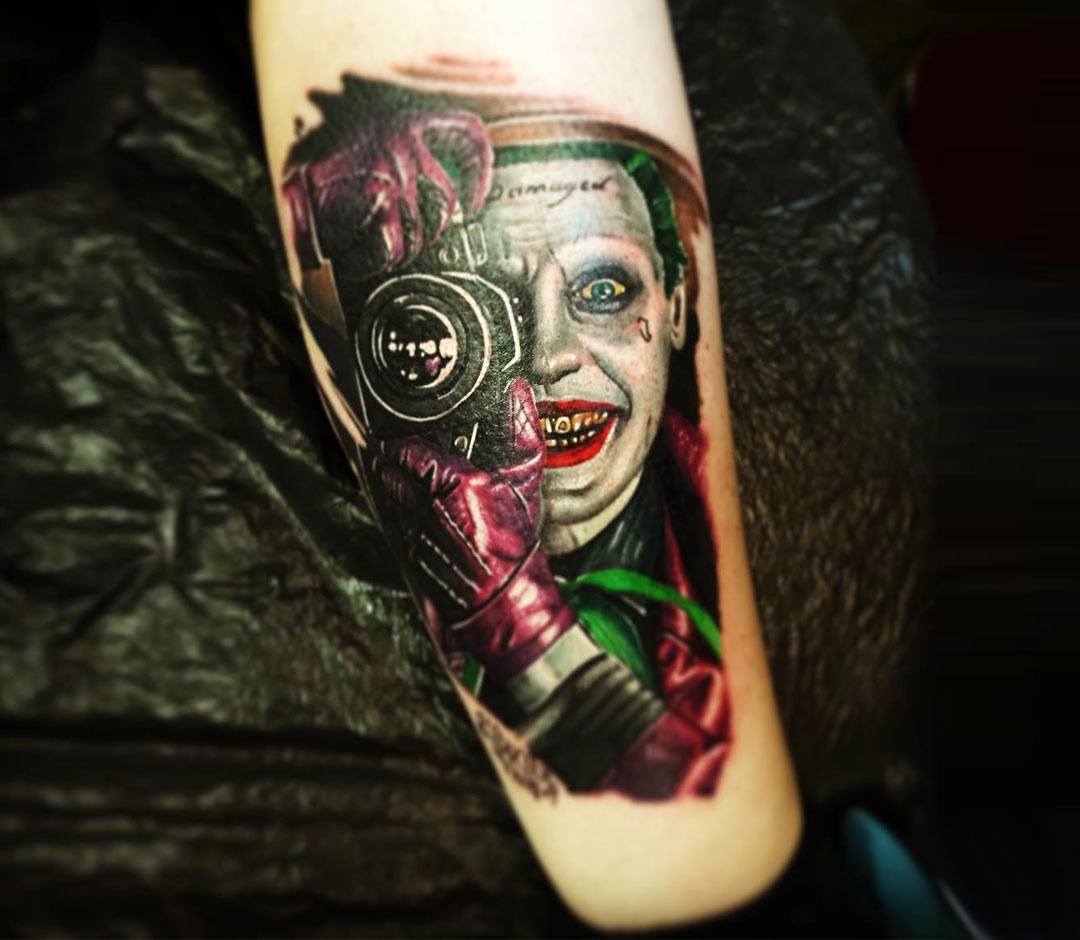 Joker tattoo by me @erick.tattoo at the Kingdom Tattoo Co in Danvers, MA :  r/tattoo
