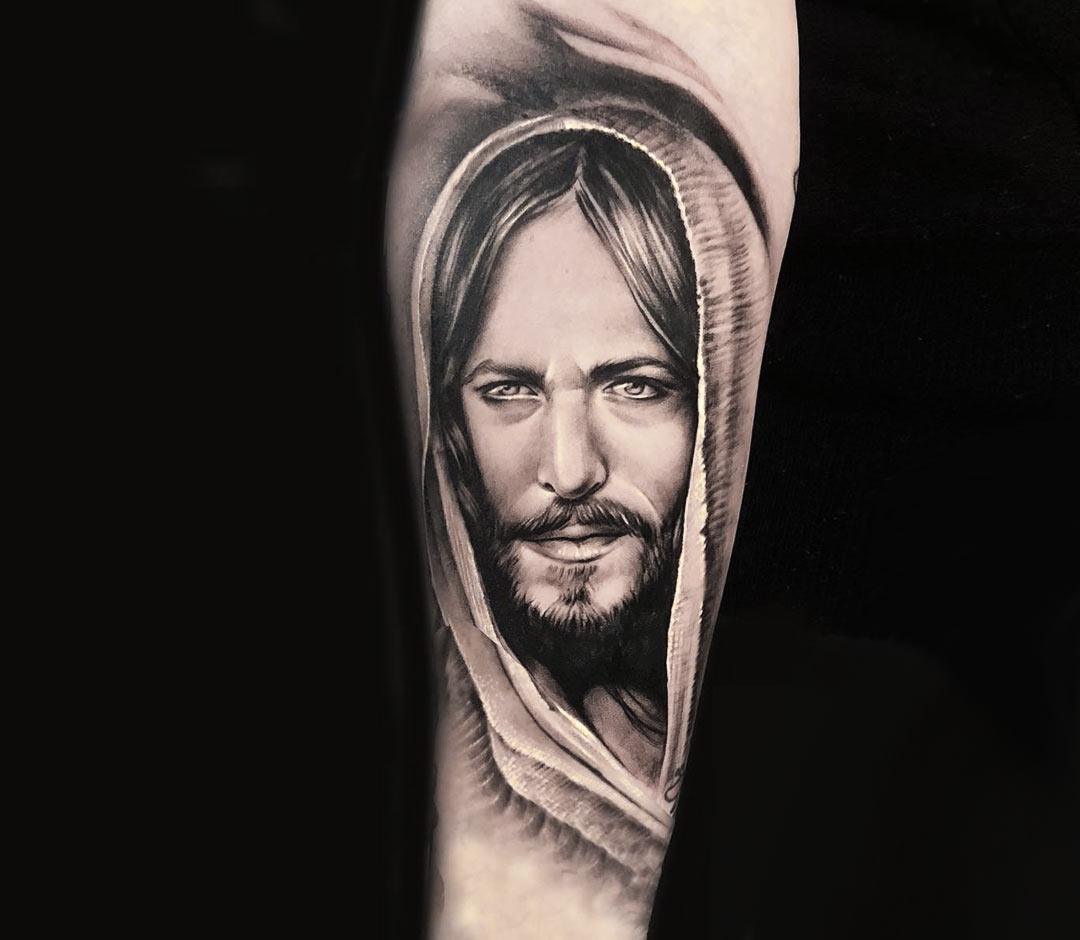 Venerate Jesus Christ Tattoo Designs | Jesus tattoo, Christ tattoo, Jesus  tattoo design