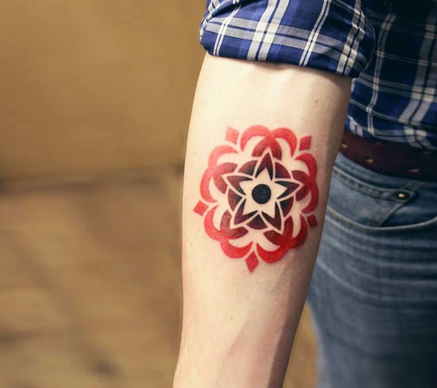 Flower symbol tattoo by Olga Sienkiewicz Photo 20261