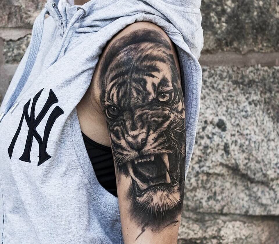 Black Tiger tattoo by Victor Portugal | Photo 15234