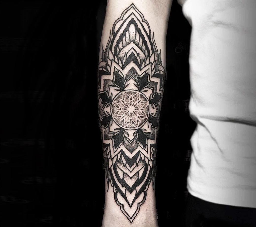 Mandala Hand Tattoo | Hand tattoos, Tattoos, Mandala hand tattoos