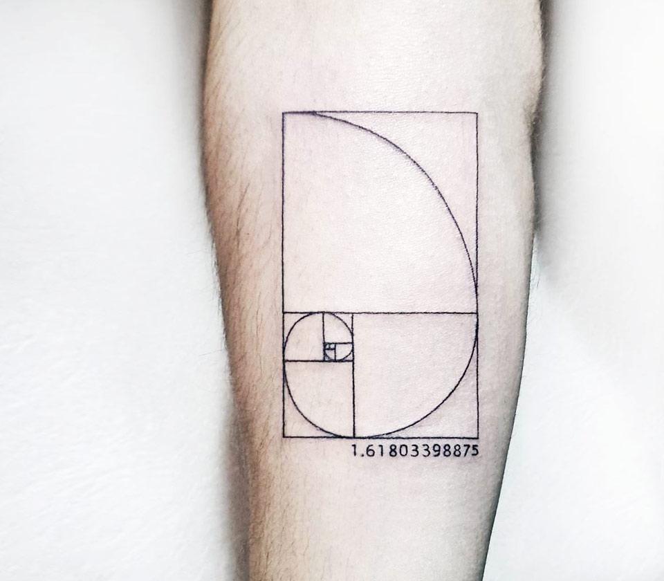 fibonacci spiral tattoo | Fibonacci spiral tattoo, Spiral tattoos, Golden spiral  tattoo