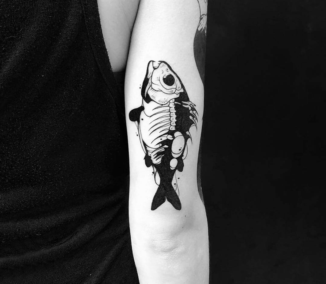 Dead fish tattoo by Roy Tsour Photo 29532