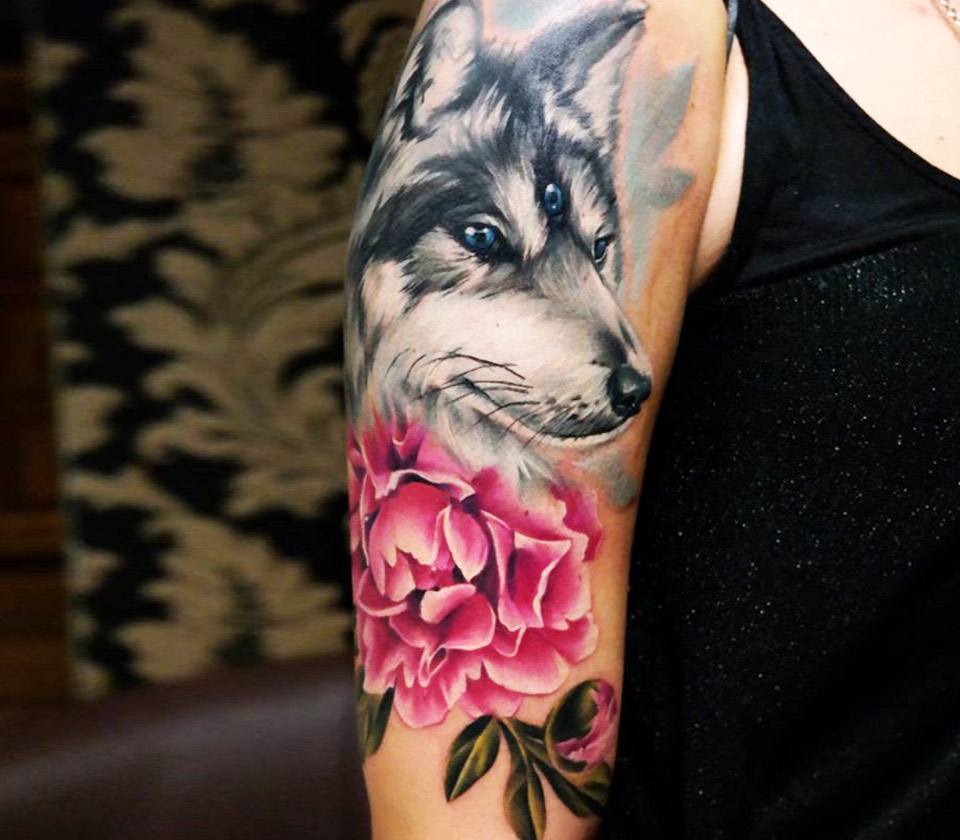 Siberian Husky tattoo | Husky tattoo design, Dog tattoos, Husky eyes
