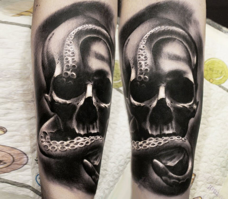 Skull and Snake tattoo by Lollo Tattoo | Photo 19413
