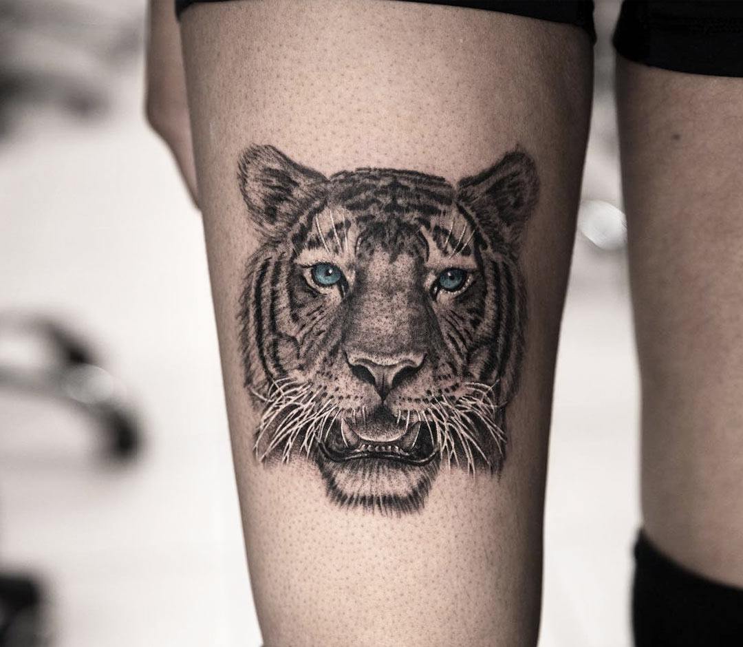 Tiger head tattoo by Sebastian Echeverria | Photo 22121