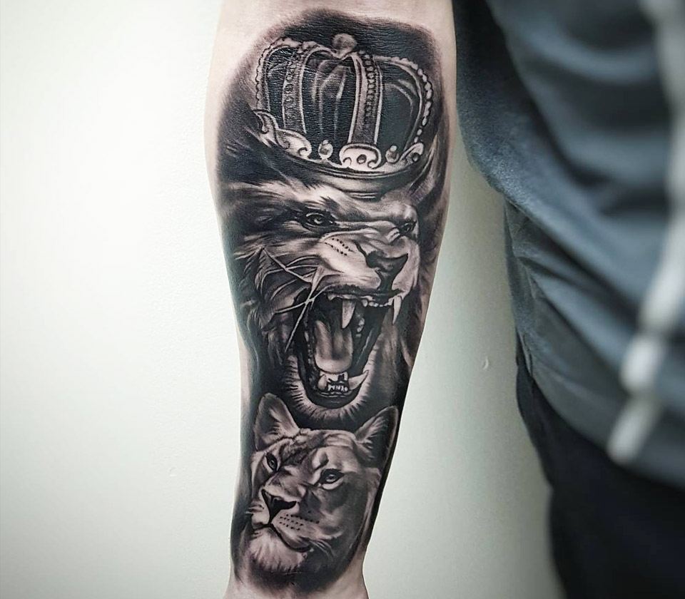 King lion tattoo by Anastasia Agapova | Post 27160