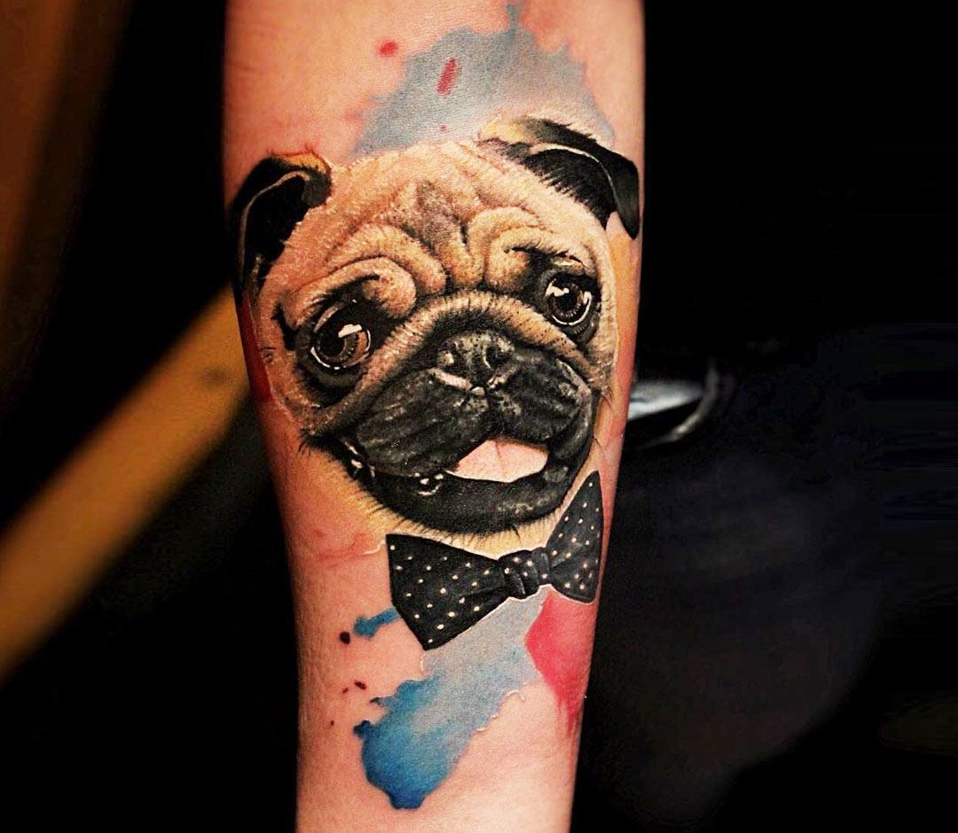 Pug Dog tattoo by Renata Jardim Tattoo | Post 22891