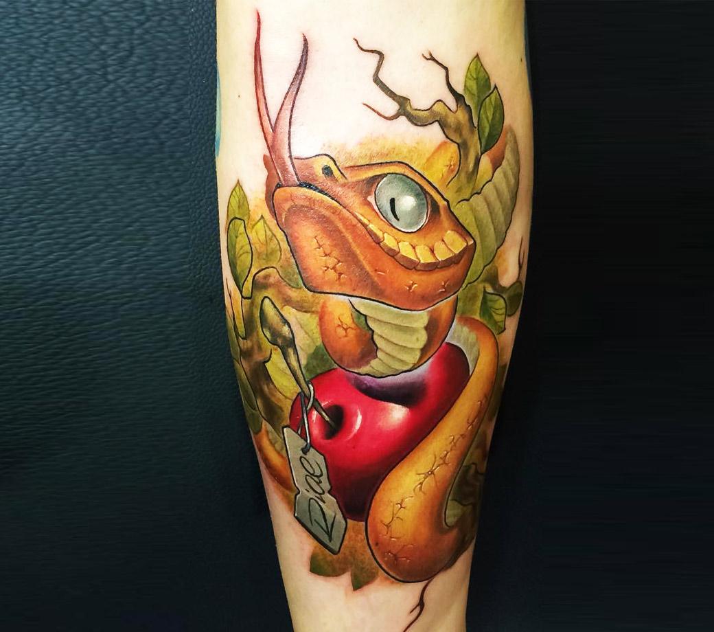 15+ Snake & Apple Tattoo Designs That Could Inspire You | Apple tattoo, Eve  tattoo, Snake tattoo design