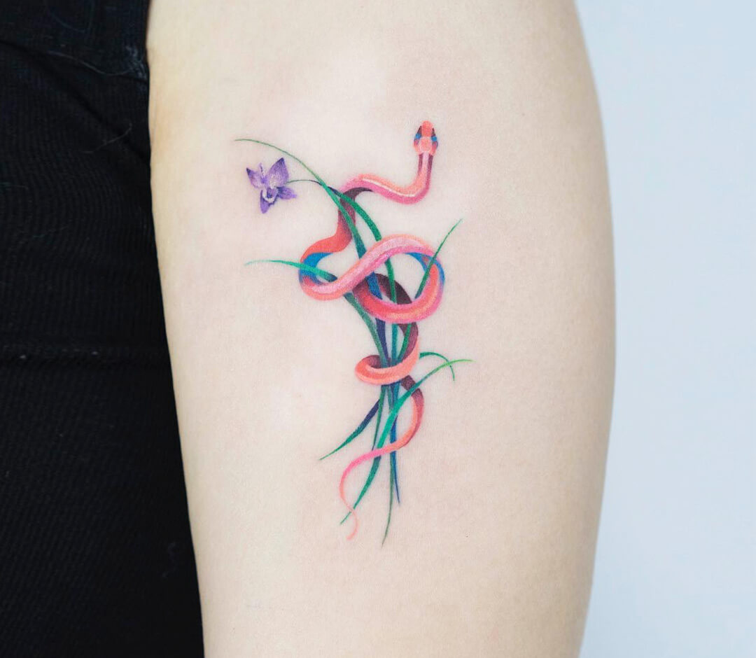 Plants and snake tattoo by Zihee Tattoo Photo 27570